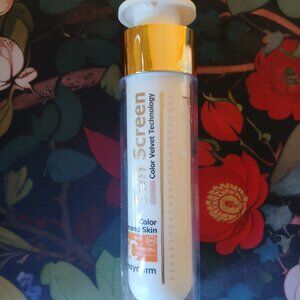 FrezyDerm Sun Screen Natural Tint